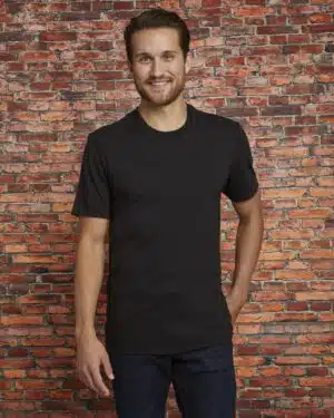 District Made Men's Perfect Weight Quality Tee Crew Neck